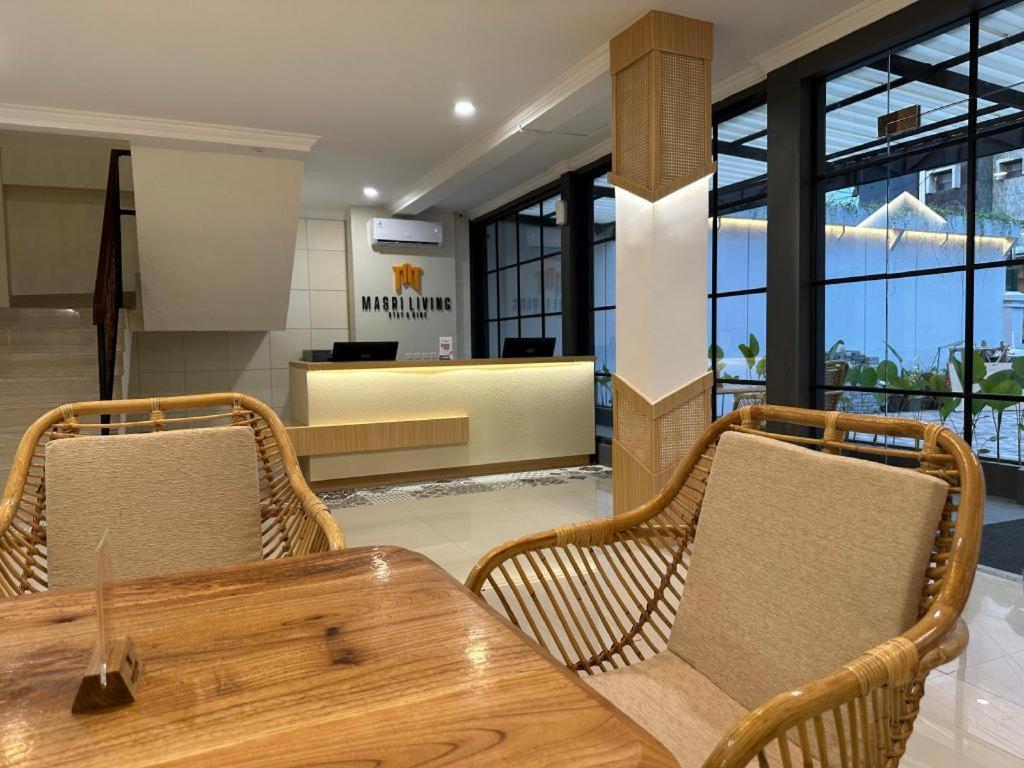 Masri Living By Daphna International Kejayan Exterior foto